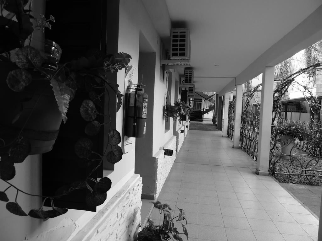 San Miguel de Tucumán La Pergola Hotel Tucuman מראה חיצוני תמונה